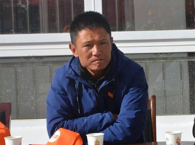 俄日罗玛村新领导引领下的村庄新面貌变革